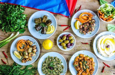 «Καθαρά Δευτέρα στον Βόλο: Χαρταετοί, Θάλασσα και 25άρια!»